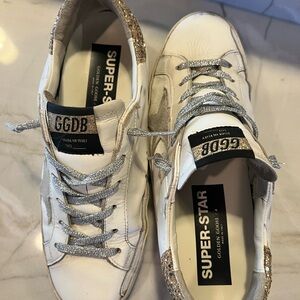 Super Star Leather Glitter Low Top Sneakers